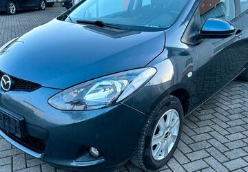 Mazda 2 210.000 km 2.100 &euro; Lippstadt 59557