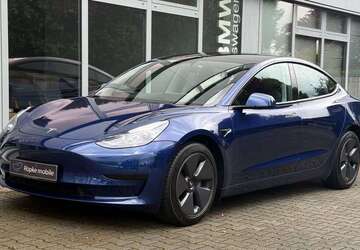 Tesla Model 3 64.832 km 26.490 &euro; Paderborn 33100