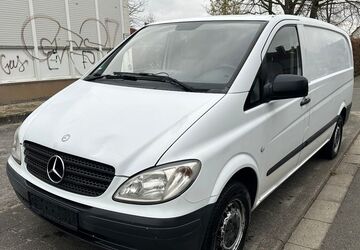 Mercedes-Benz Vito 261.000 km 4.199 &euro; Paderborn 33100