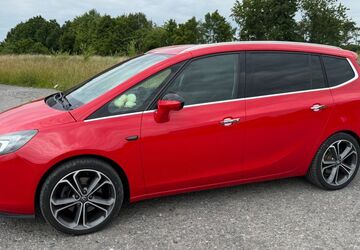 Opel Zafira Tourer 165.000 km 8.300 &euro; Detmold 32758