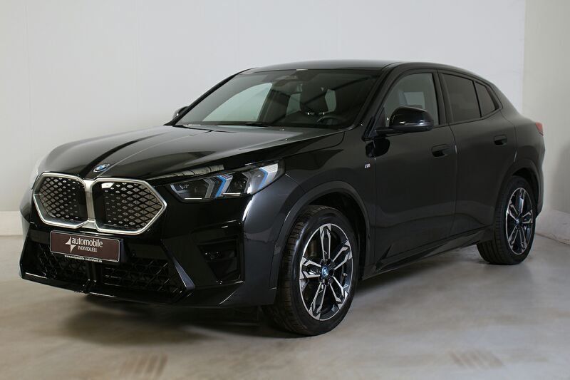 BMW iX2 28.500 km 49.840 &euro; Paderborn 33100