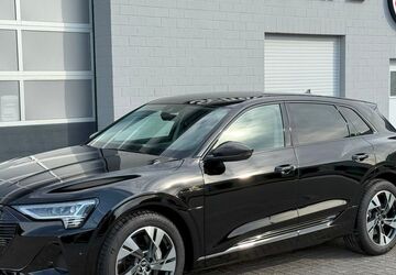 Audi e-tron 8.500 km 35.449 &euro; Bad Wünnenberg 33181