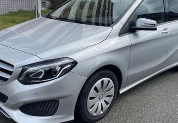 Mercedes-Benz B 220 81.335 km 15.990 &euro; Paderborn 33104