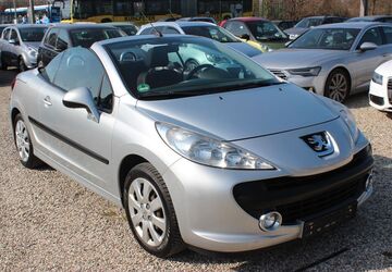 Peugeot 207 146.000 km 3.290 &euro; Paderborn 33106