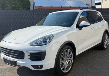 Porsche Cayenne 119.234 km 28.999 &euro; Schloß Holte-Stukenbrock 33758