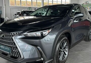 Lexus NX 350h 78.000 km 40.950 &euro; Paderborn 33106