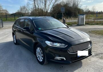 Ford Mondeo 212.000 km 8.000 &euro; Rietberg 33397