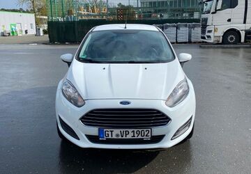 Ford Fiesta 119.000 km 5.000 &euro; Schloß Holte-Stukenbrock 33758