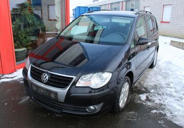VW Touran 235.689 km 2.000 &euro; Bad Wünnenberg-Haaren 33181