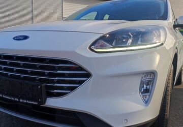 Ford Kuga 90.900 km 16.290 &euro; Paderborn 33100