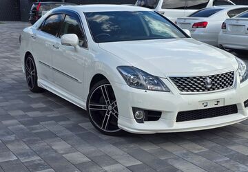 Toyota Crown 115.600 km 18.990 &euro; Büren 33142