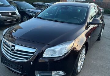 Opel Insignia 189.000 km 4.999 &euro; Paderborn 33100
