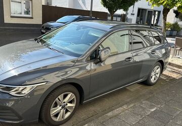 VW Golf 128.000 km 14.800 &euro; Paderborn 33100