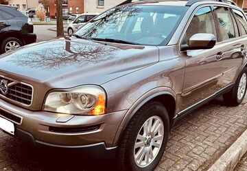 Volvo XC90 239.000 km 10.990 &euro; Paderborn 33104