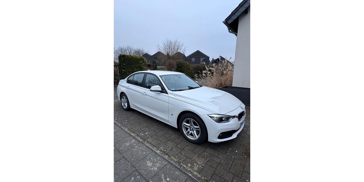 BMW 330 158.000 km 16.790 &euro; Bad Lippspringe 33175