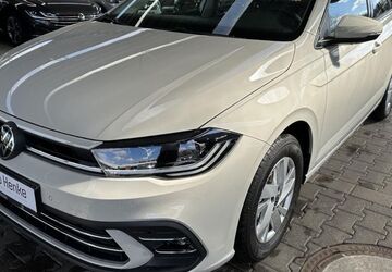 VW Polo 3.999 km 24.900 &euro; Büren 33142