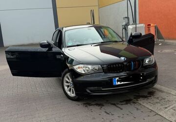 BMW 118 211.000 km 3.100 &euro; Paderborn 33100