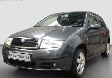 Skoda Fabia 99.900 km 5.890 &euro; Horn-Bad Meinberg 32805