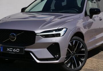 Volvo XC60 4.900 km 75.990 &euro; Paderborn 33106