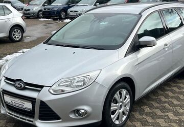 Ford Focus 93.000 km 5.990 &euro; Paderborn 33102
