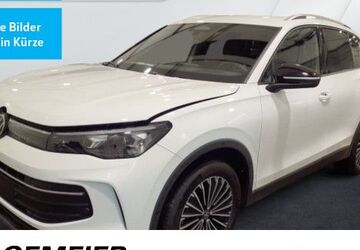 VW Tiguan 8.931 km 38.995 &euro; Salzkotten 33154