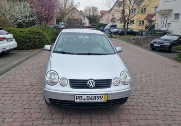 VW Polo 117.859 km 2.400 &euro; Paderborn 33102
