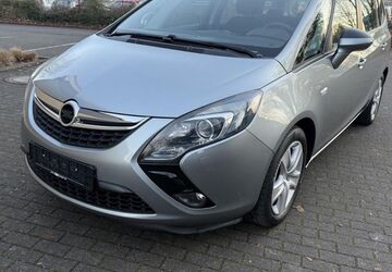 Opel Zafira 112.000 km 7.999 &euro; Paderborn 33100