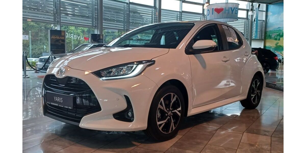 Toyota Yaris 1.500 km 25.480 &euro; Steinheim 32839