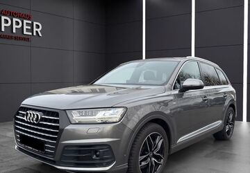 Audi Q7 220.000 km 32.990 &euro; Paderborn 33104