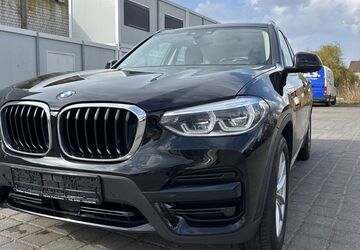 BMW X3 148.600 km 22.799 &euro; Paderborn 33104