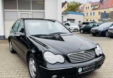 Mercedes-Benz C 220 266.000 km 2.990 &euro; Paderborn 33098