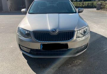Skoda Octavia 215.729 km 8.000 &euro; Lippstadt 59558