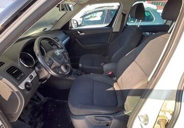 Skoda Yeti 218.811 km 5.800 &euro; Lichtenau 33165