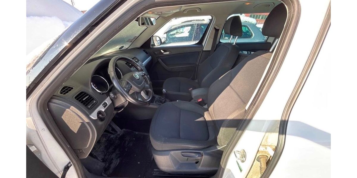 Skoda Yeti 218.811 km 5.800 &euro; Lichtenau 33165