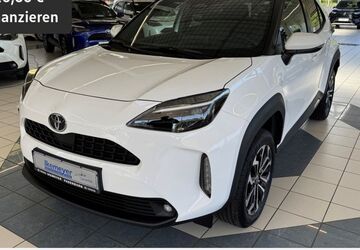 Toyota Yaris Cross 18.860 km 24.890 &euro; Paderborn 33104