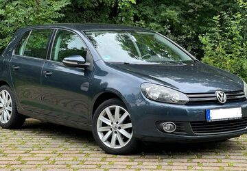 VW Golf 230.000 km 5.000 &euro; Paderborn 33100
