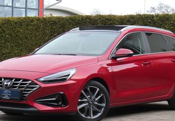 Hyundai i30 68.000 km 21.399 &euro; Bad Lippspringe 33175