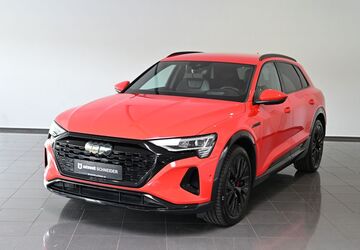 Audi Q8 e-tron 76.656 km 44.750 &euro; Paderborn 33100
