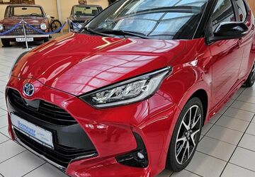 Toyota Yaris 39.400 km 20.490 &euro; Paderborn 33104