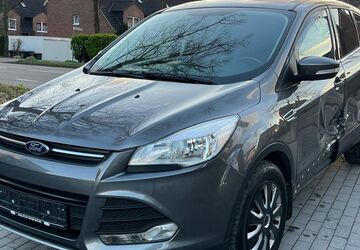 Ford Kuga 90.988 km 5.990 &euro; Paderborn 33100