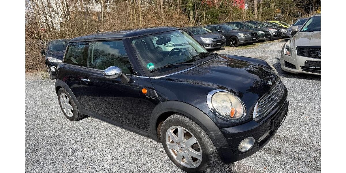 Mini ONE 165.000 km 2.900 &euro; Detmold 32758
