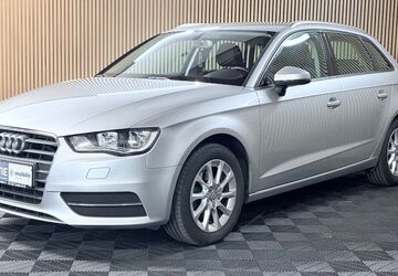 Audi A3 148.000 km 12.990 &euro; Delbrück 33129