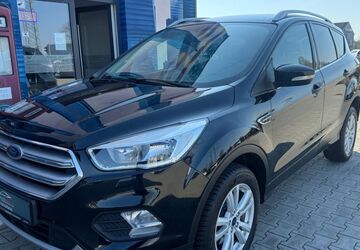 Ford Kuga 90.346 km 12.799 &euro; Paderborn 33104