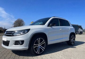 VW Tiguan 141.500 km 20.990 &euro; Detmold 32758