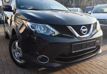 Nissan Qashqai 147.122 km 10.950 &euro; Schlangen 33189