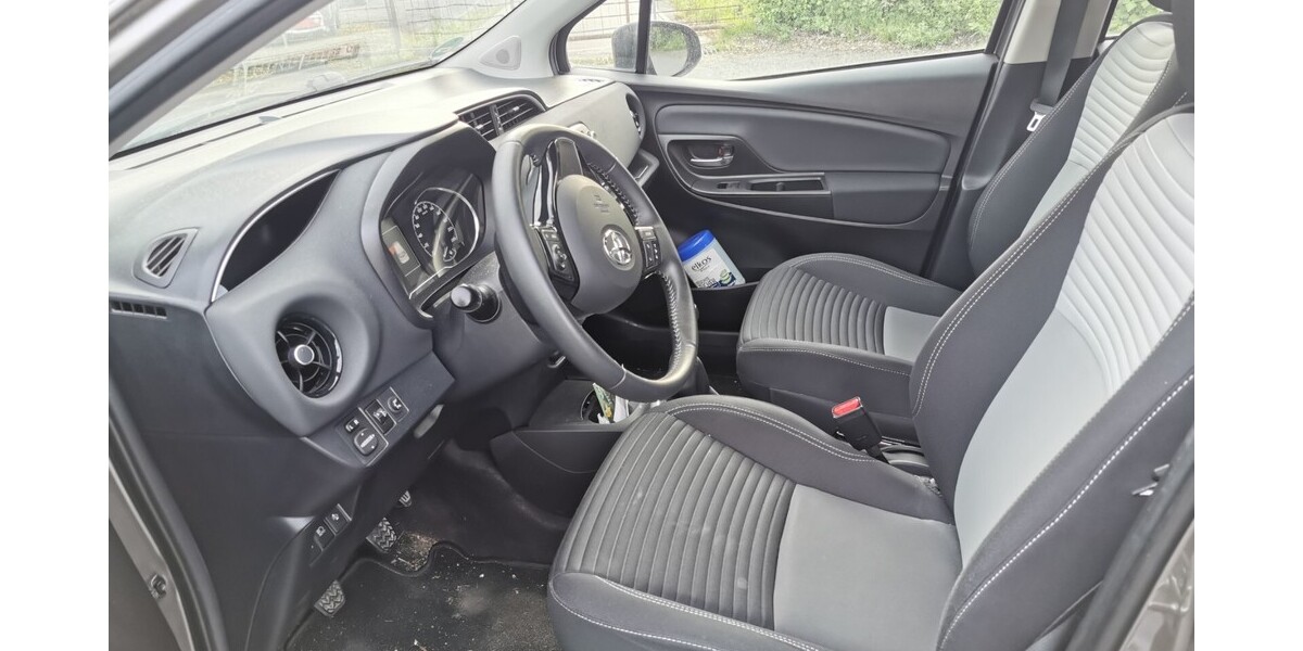 Toyota Yaris 99.492 km 11.500 &euro; Geseke 59590