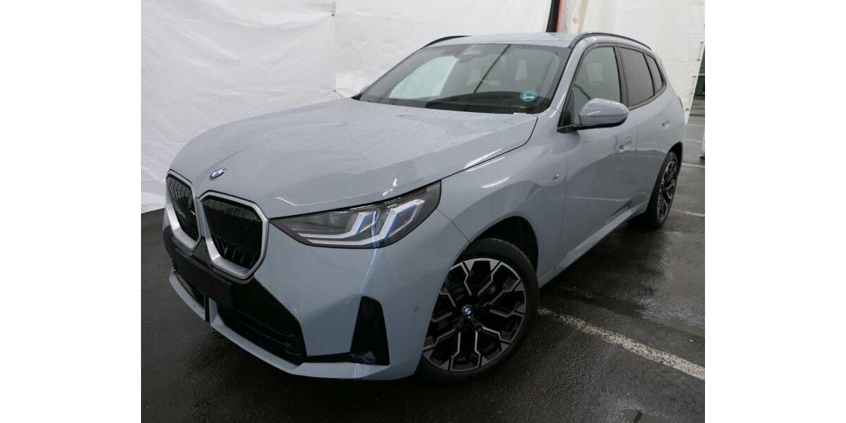 BMW X3 7.800 km 56.820 &euro; Paderborn 33100