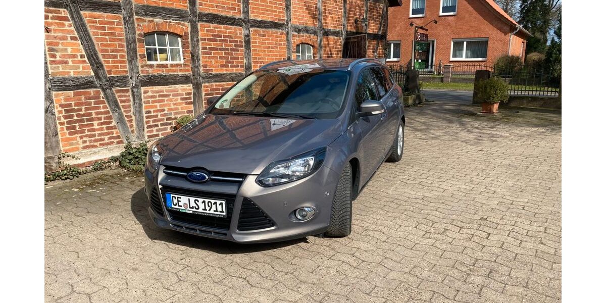 Ford Focus 144.681 km 4.995 &euro; Paderborn 33100