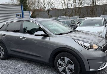 Kia Niro 114.000 km 12.999 &euro; Detmold 32758