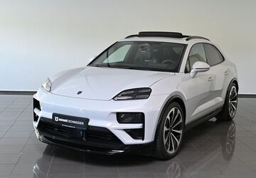Porsche Macan 12.500 km 102.750 &euro; Paderborn 33100